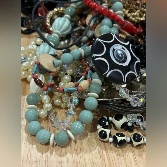 💎🫙 Jewelry Mystery Ziplock 🫙💎 - Picture 5 of 6